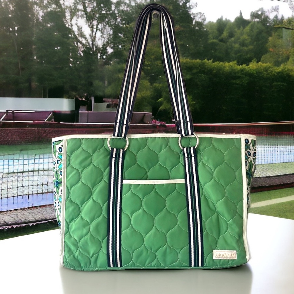 Cinda b TENNIS COURT BAG 14x15x6 Green Athletic Should Bag Tote Zipper Closure